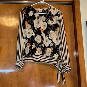 Cabi Enchant Blouse #4043 size XS EUC